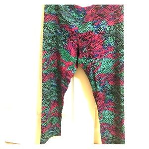 Onzie Capris legging. M/L